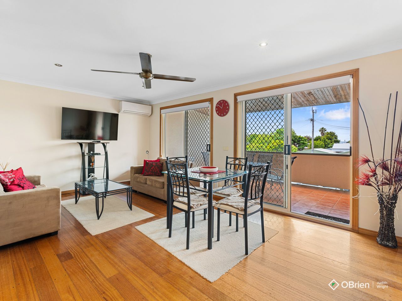 2/8-10 Forrest Avenue