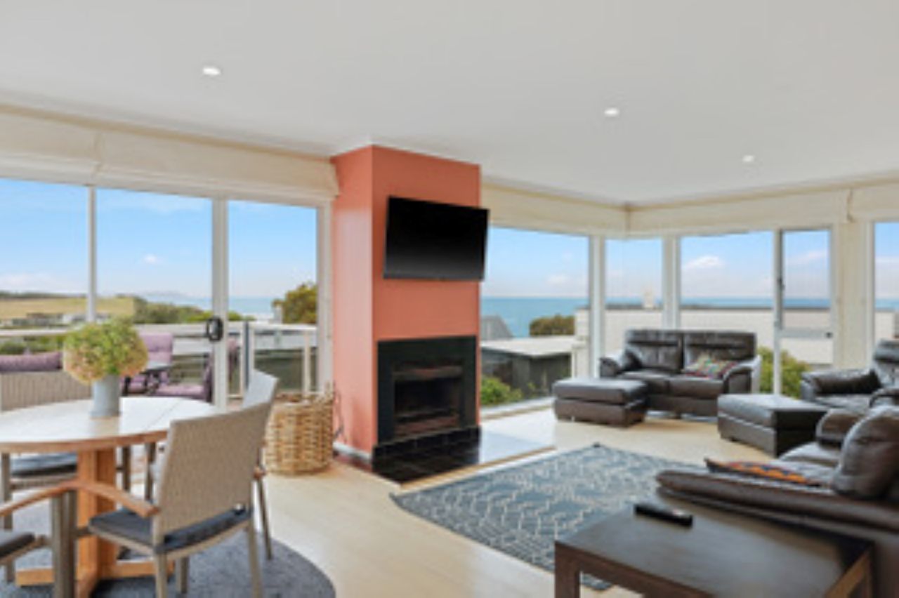 35 Waikiki Crescent, Smiths Beach