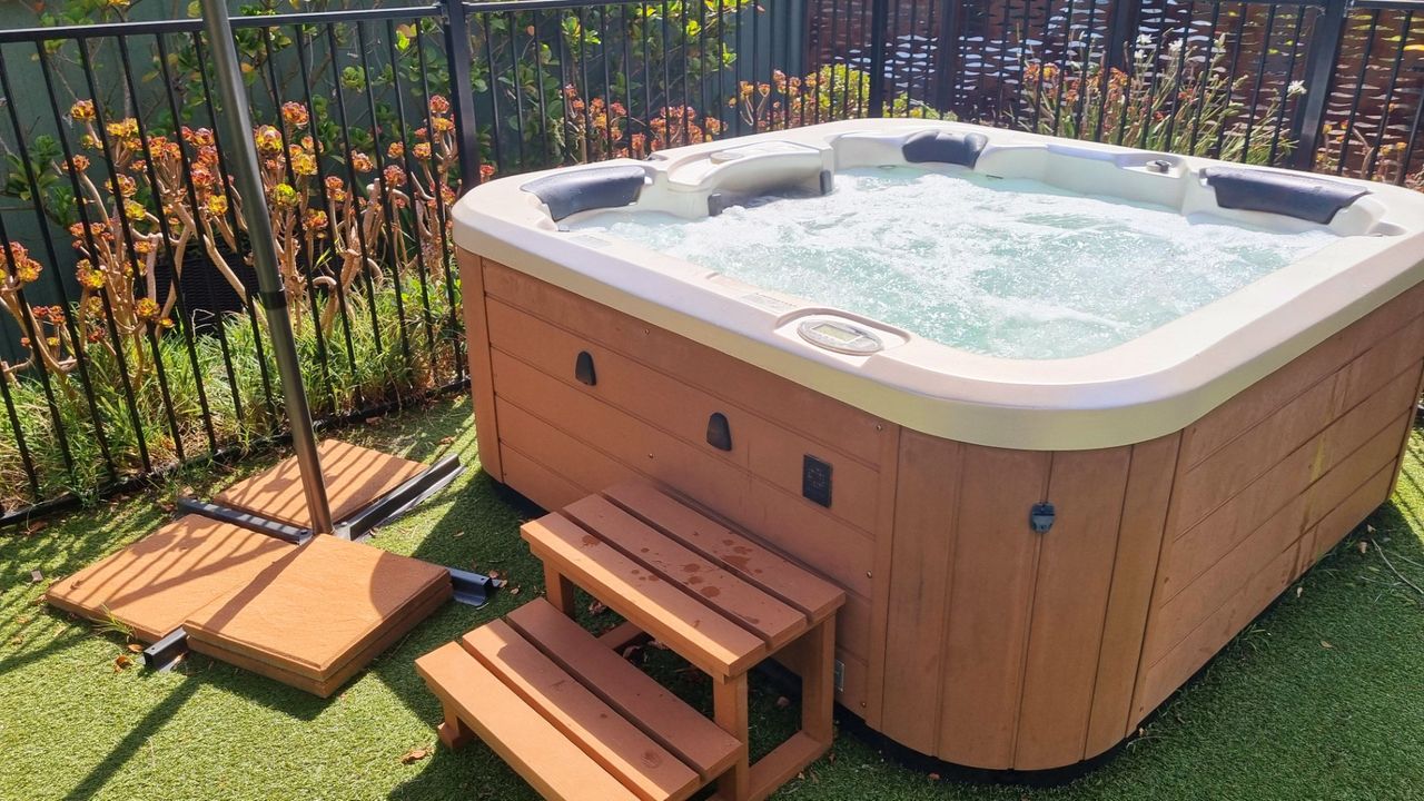 Family and Spa Oasis