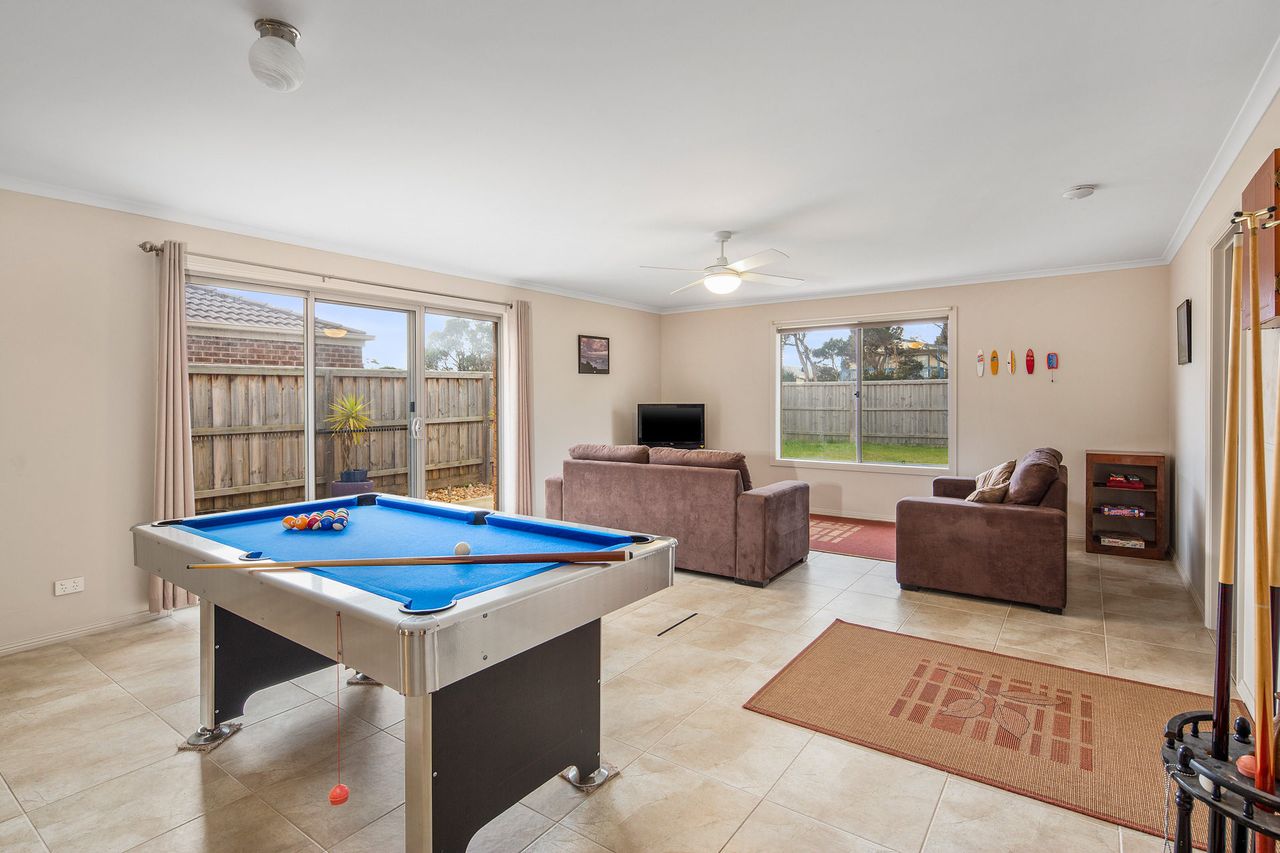Castlecombe Family Villa