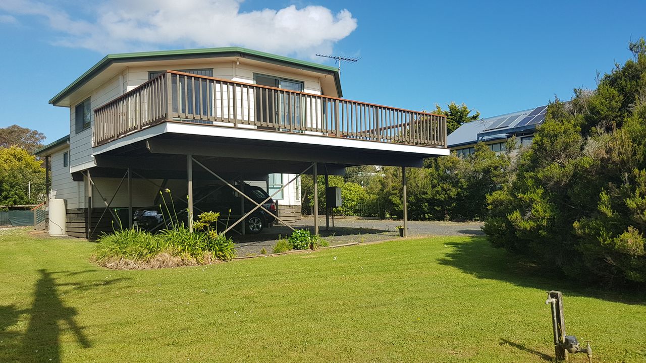 5 Beachcomber Avenue, Smiths Beach