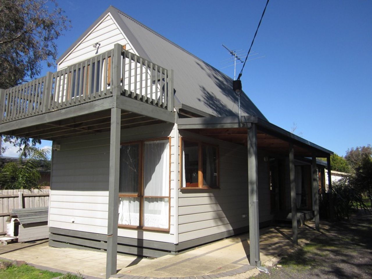 569 Settlement Road, Cowes